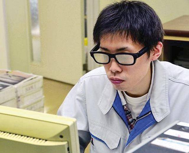 验光师培训学校。正真视光学院，考证培训