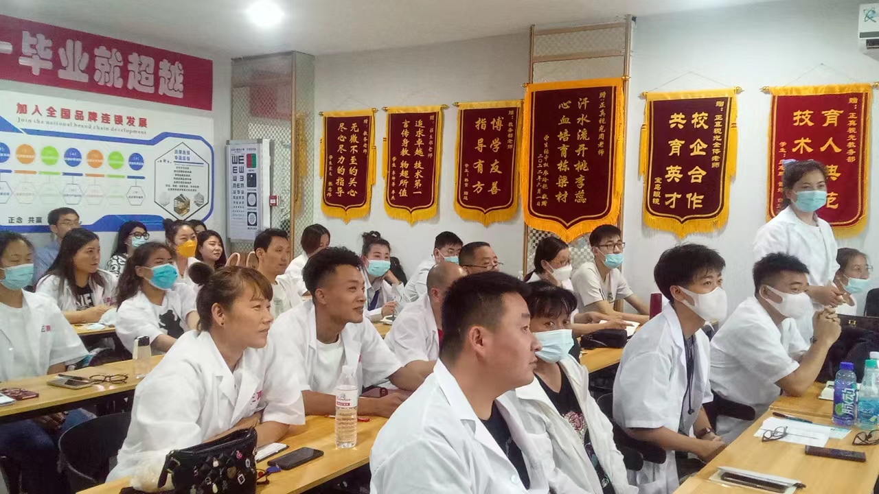 济南验光培训-正真视光学院-课堂花絮