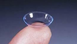 软性角膜佩戴自觉症状与体征