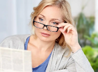 淄博眼镜培训学校分享影响角膜接触镜佩戴的眼部因素